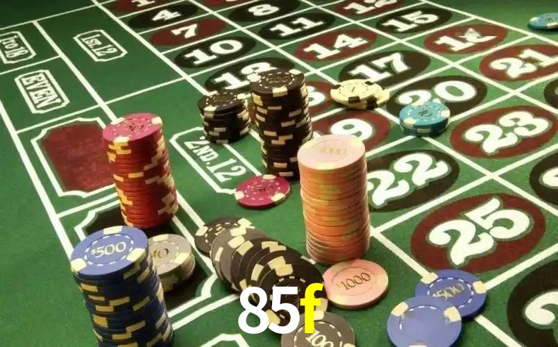 Catálogo de jogos 85f com fornecedores Pragmatic Play, Evolution, NetEnt